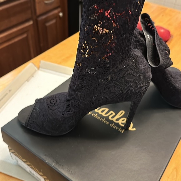 Charles David open toe bootie , black, size 9 - Picture 5 of 5